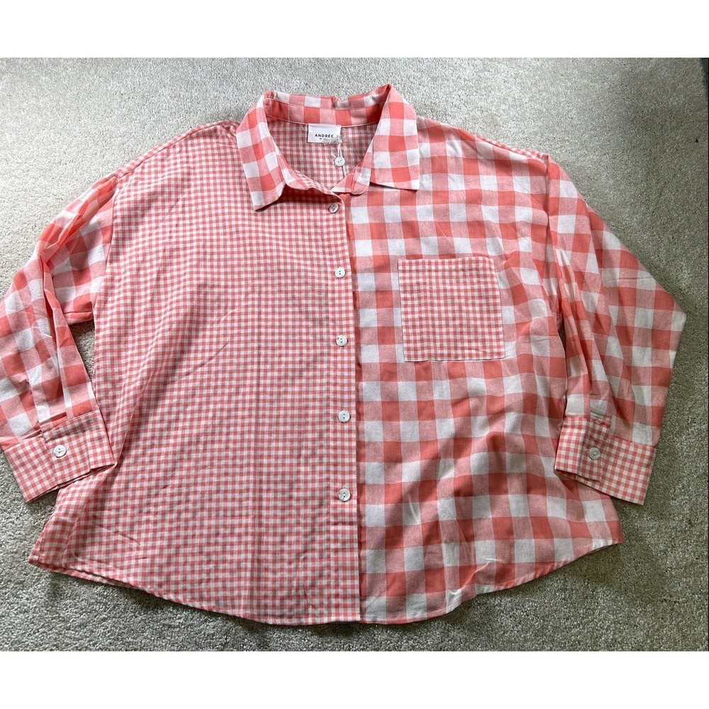 Andrée by Unit Women's Top Pink Checkered 1X Cotton‎ Button-Up